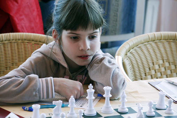File:Dina Belenkaya 2011 Russian Women's Championship.jpg - Wikimedia  Commons