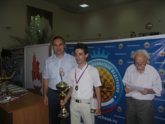 Этап Рапид Гран-при в Астрахани: Александр Евдокимов организовал турнир и выиграл его!