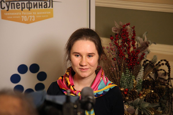 Полина Шувалова сохраняет лидерство на Суперфинале чемпионата России среди женщин