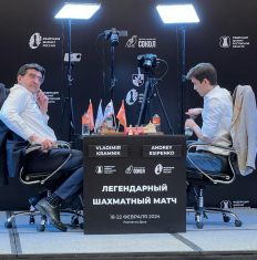 Андрей Есипенко вышел вперед в матче с Владимиром Крамником