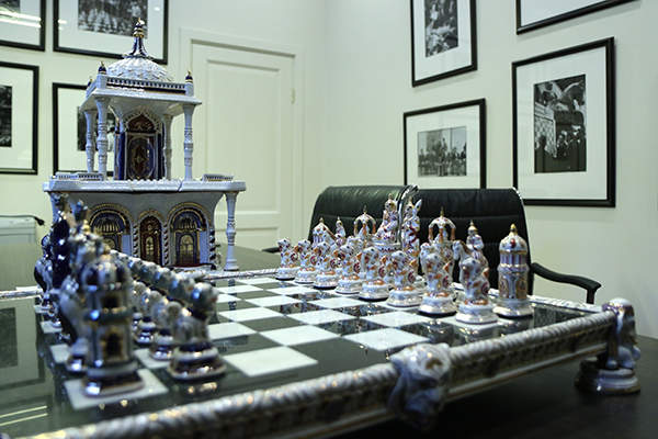 Коллекция Музея шахмат ФШР пополнилась «Индийскими» шахматами