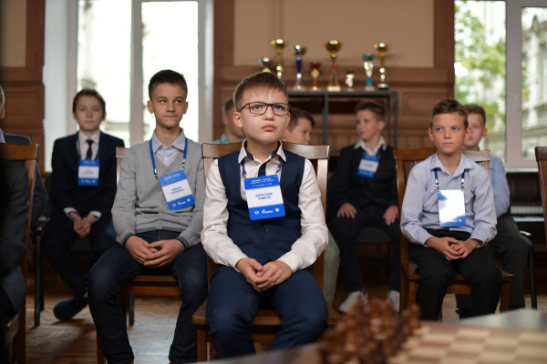Даниил Дубов дал мастер-класс юным шахматистам Санкт-Петербурга