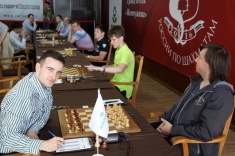 Сборные Москвы лидируют в мужском и женском чемпионатах России