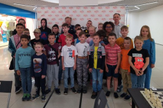 В Колпино Ленинградской области соревновались юные шахматисты