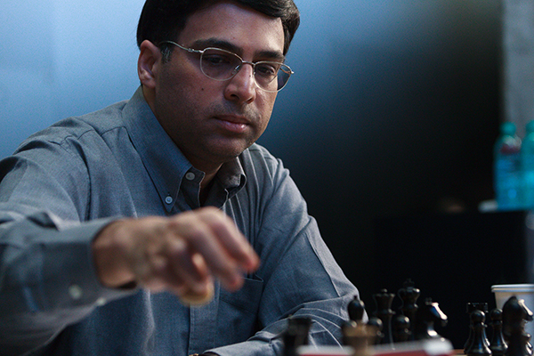 Вишванатан Ананд догоняет Фабиано Каруану на турнире претендентов (фото World Chess)