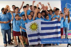 Школьники из Набережных Челнов сразились с командой Уругвая