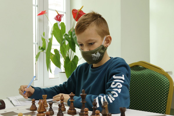 В Тульской шахматной гостиной прошел турнир для начинающих