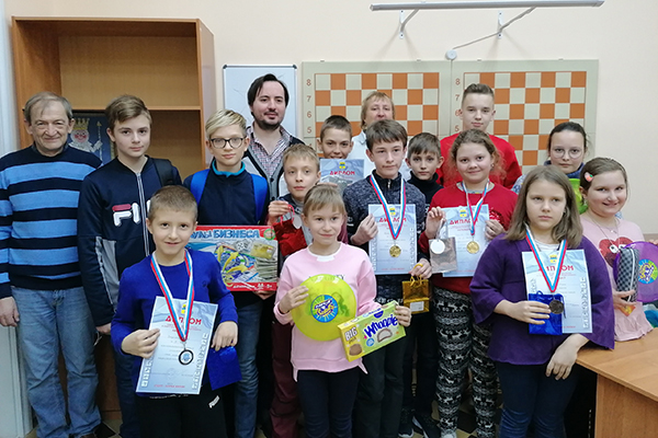 В Оренбурге прошел традиционный детский фестиваль "Русская зима"