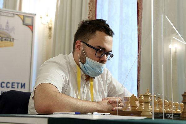 В Москве сыграны первые партии Суперфиналов