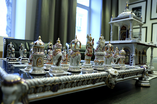 Коллекция Музея шахмат ФШР пополнилась «Индийскими» шахматами