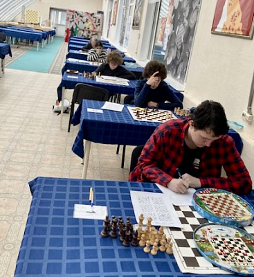 Россияне идут в лидерах международного турнира по решению шахматных композиций