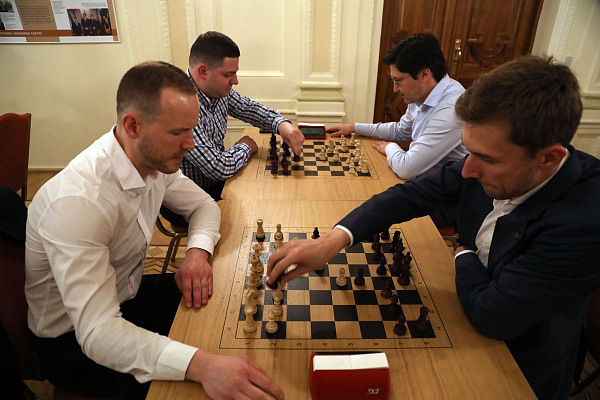 Сергей Карякин стал гостем шахматного вечера "Игра королей"