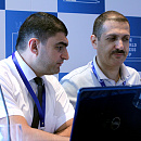 На азербайджанском языке комментируют Фарид Аббасов и Анар Аллахвердиев