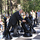 Партия на гигантских шахматах между Константином Ильковским и Сергеем Давыдовым