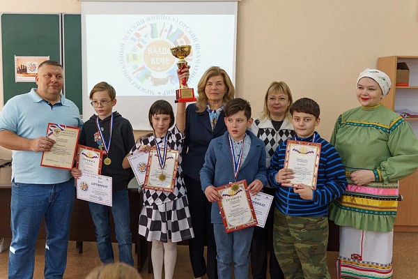 В Саранске прошел X Межрегиональный детский финно-угорский фестиваль "Валдо Кече"