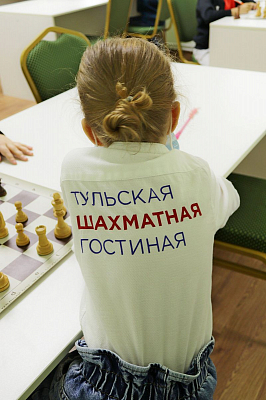 В Тульской шахматной гостиной прошел турнир для начинающих