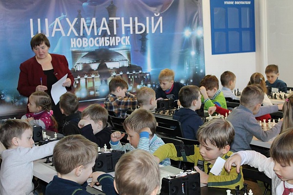 Первый этап массового городского турнира состоялся в Новосибирске