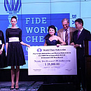 Марина и Сергей Макарычевы получили награду от ФИДЕ за пропаганду шахмат