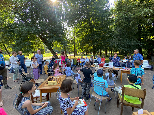 В Таврическом саду Санкт-Петербурга провели детский турнир