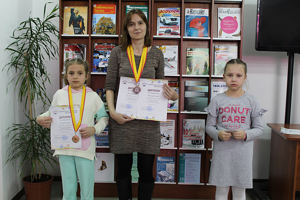 В Чебоксарах состоялся весенний этап детского фестиваля "БИБЛИОCHESS-2022"