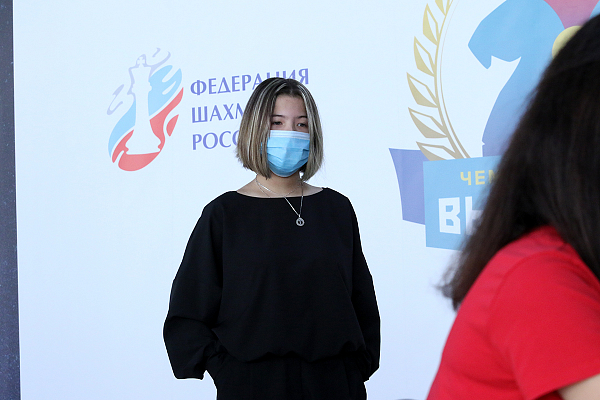 Валентина Гунина и Юлия Григорьева лидируют на Высшей лиге среди женщин