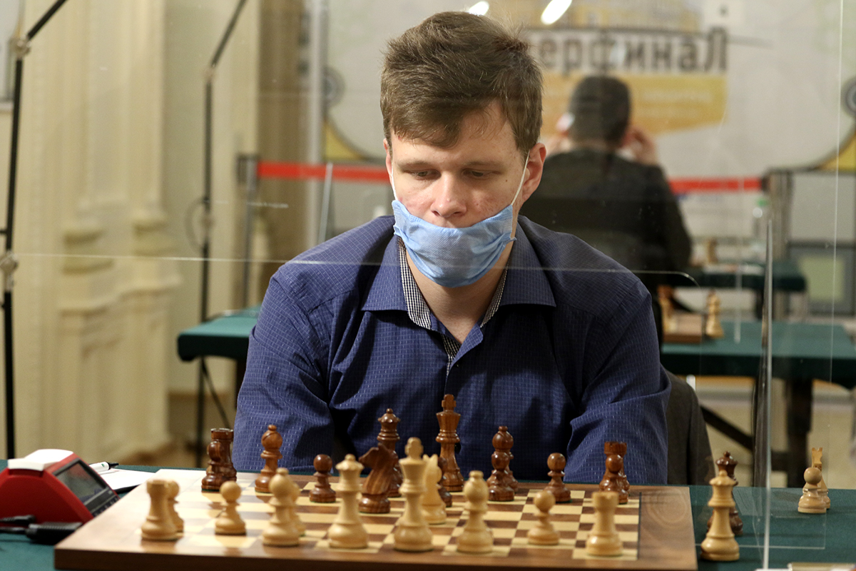 chess24.com on X: Daniil Dubov starts his analysis of his amazing win over  Sergey Karjakin from the recent Russian Championship by saying you need two  weeks to analyse a game properly!  #c24live  #AirthingsMasters