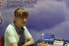 Ольга Гиря одерживает первую победу в Чэнду