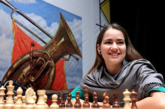 Alina Kashlinskaya Wins European Women's Championship 