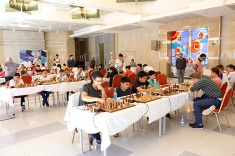 Five Rounds of Mikhail Botvinnik Cup Played in Moscow 