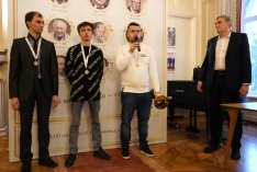 "Remembering Coaches and Mentors with Gratitude" Festival Held at Central Chess Club 