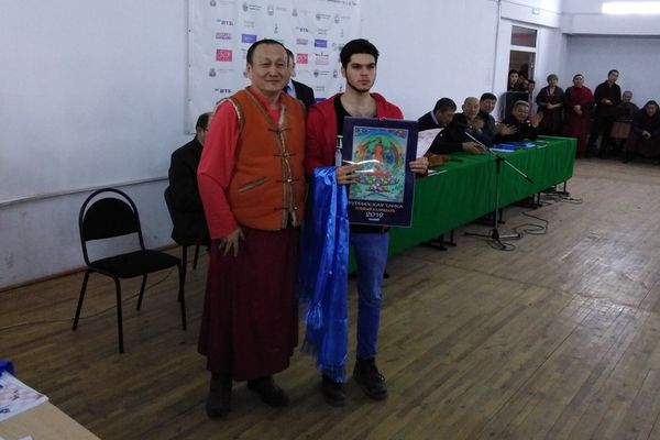 Победитель и Хамбо лама Дамба Аюшеев