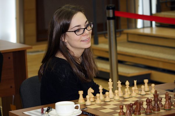 WFM Dina Belenkaya leads Satka Autumn 2014 – Chessdom