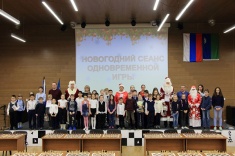 В Ханты-Мансийске провели новогодний сеанс для школьников