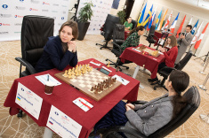 Aleksandra Goryachkina and Alina Kashlinskaya Maintain Leadership in Lausanne