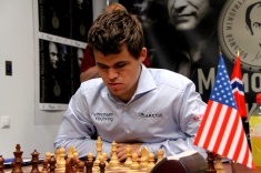 Магнус Карлсен вышел на второе место в "Мемориале Таля"