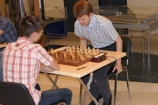 Никита Витюгов не смог победить юного гроссмейстера