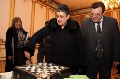 В Тбилиси впереди идут четыре шахматистки