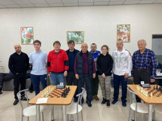 Сильнейшие шахматисты Ростовской области сыграли в кафе "Огонь обед"