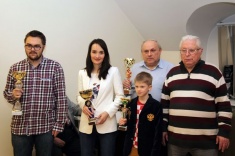 Mikhail Antipov Wins Handicap Blitz in Dvorkovich Lounge