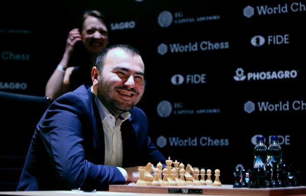 Caruana, Kramnik and Mamedyarov victorious on first day in Berlin