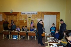 В Псковской области депутаты сыграли с детьми