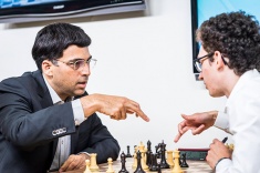 2017 Sinquefield Cup: Magnus Carlsen and Viswanathan Anand Pursuing Leader