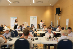 В турнире "Дебют" лидирует команда из Новосибирской области