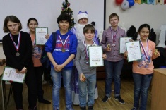 В старейшей шахматной школе Екатеринбурга прошел новогодний блиц