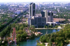 Участники Гран-при ФИДЕ съезжаются в Ташкент