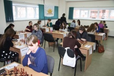 Сильнейшие шахматные леди Урала соревнуются в Екатеринбурге