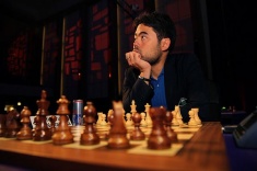 Хикару Накамура сохраняет лидирующую позицию на этапе Grand Chess Tour в Париже