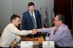 Boris Gelfand Defeats Ernesto Inarkiev in Game 1 of Their Match 