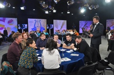 Команда гроссмейстеров приняла участие в интеллектуальных играх в "Останкино"