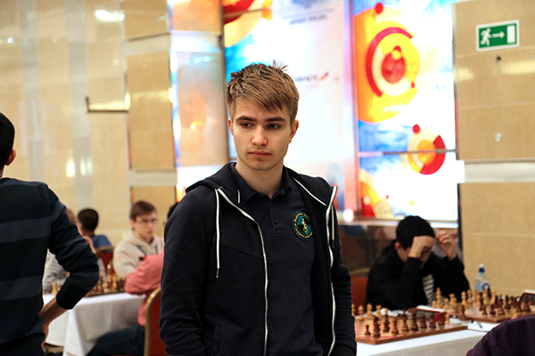 Al-Madinah Young Master - Aydin Suleymanli remporte la Coupe Young Master  d'Al-Madinah ! - Actualités / International - Europe Echecs